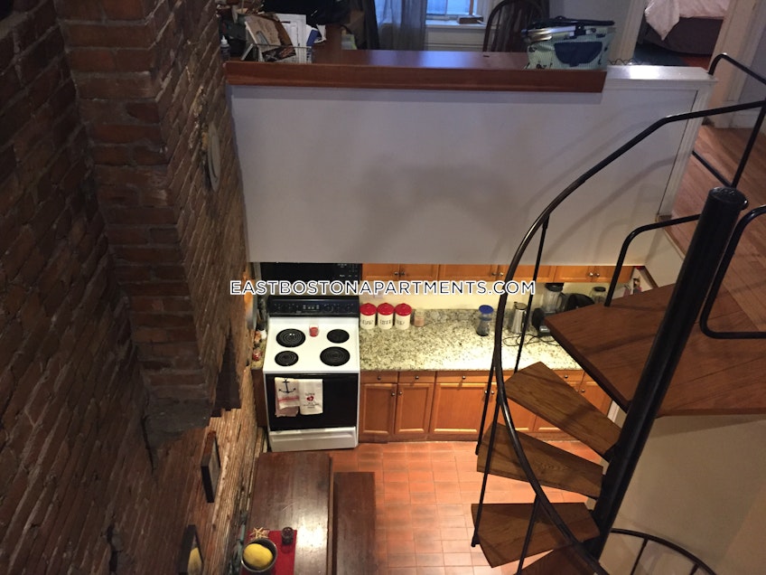 Boston - $2,400 /month