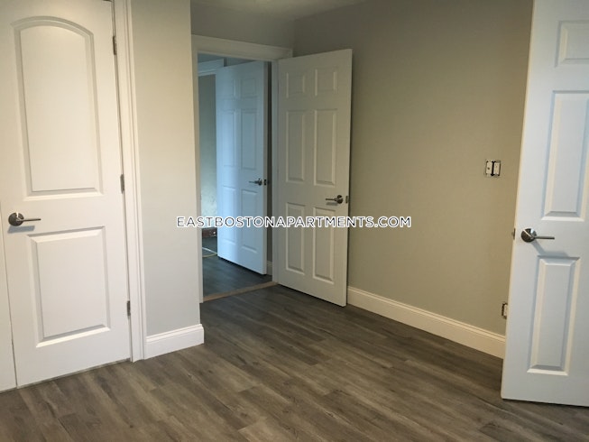 Boston - $2,900 /mo