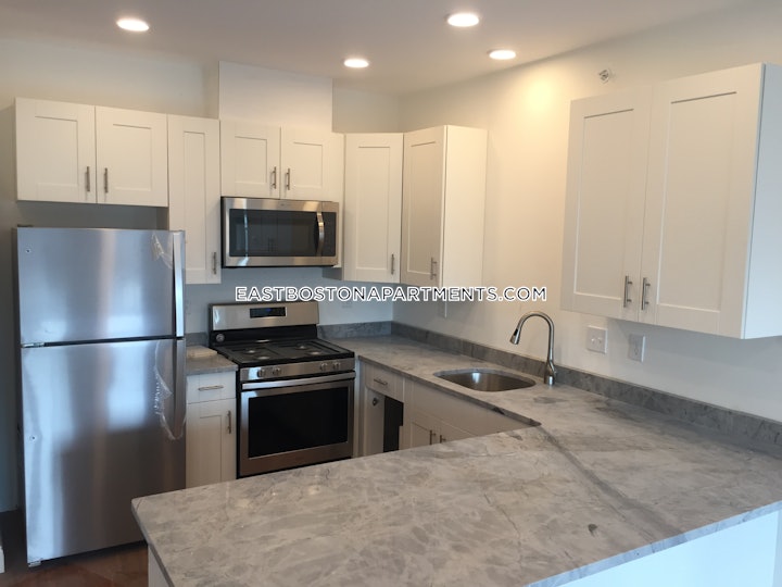 east-boston-apartment-for-rent-2-bedrooms-2-baths-boston-3600-3714640 