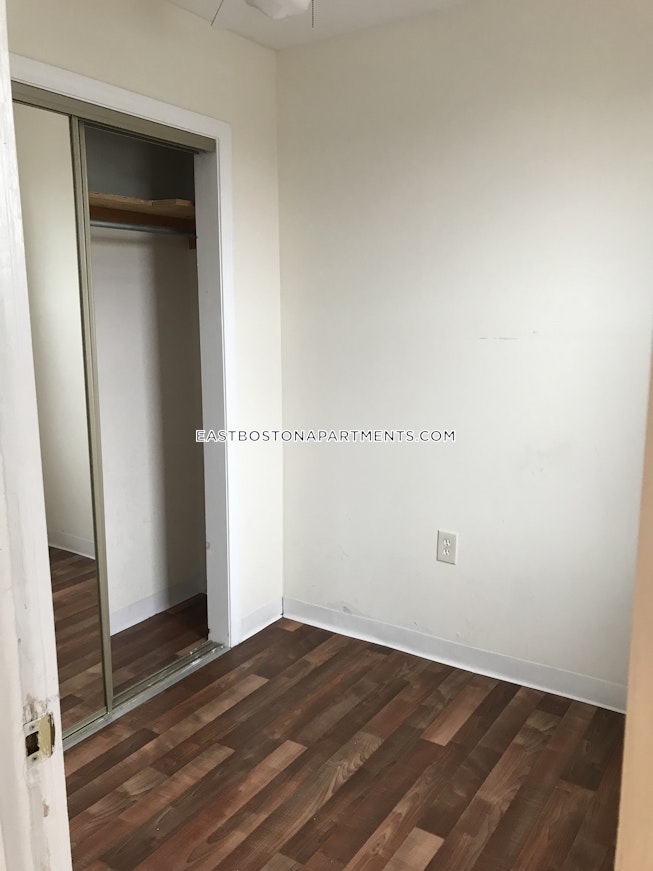 Boston - $1,800 /mo