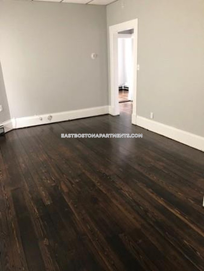 Boston - $2,200 /mo