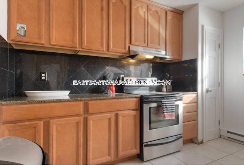 Boston - $2,000 /month