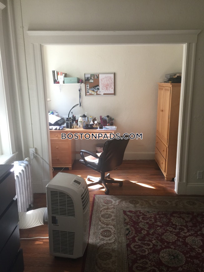 Boston - $2,395 /mo