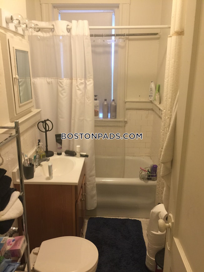 Boston - $2,395 /mo