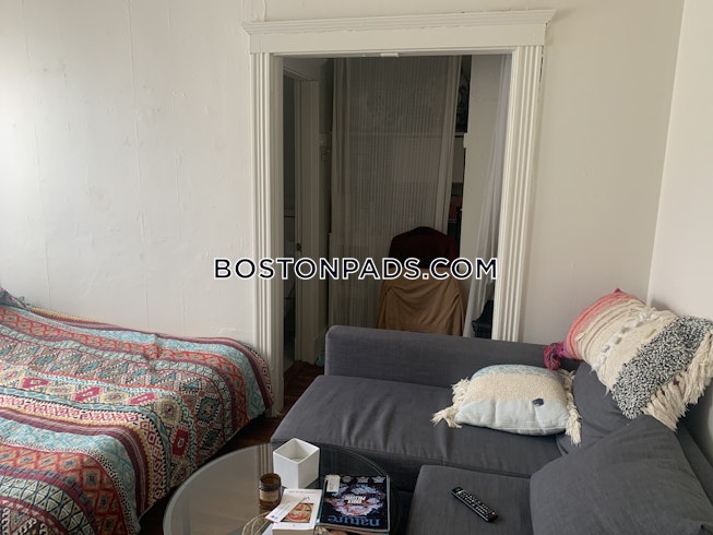 Boston - $2,395 /mo