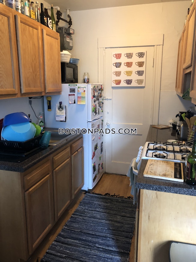 Boston - $2,375 /mo