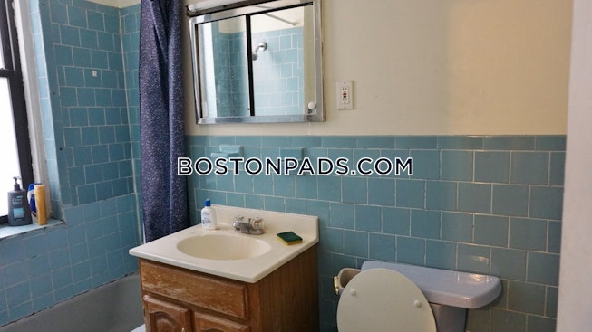 Boston - $3,450 /mo