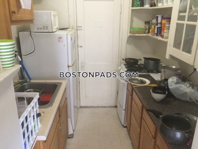 Boston - $2,875 /mo