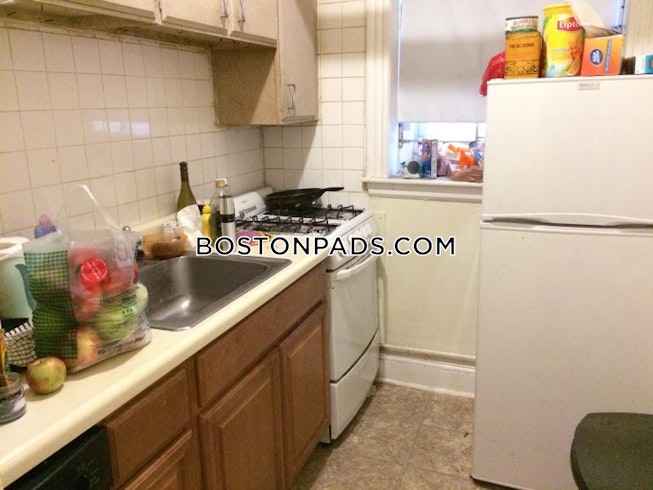 Boston - $2,800 /mo