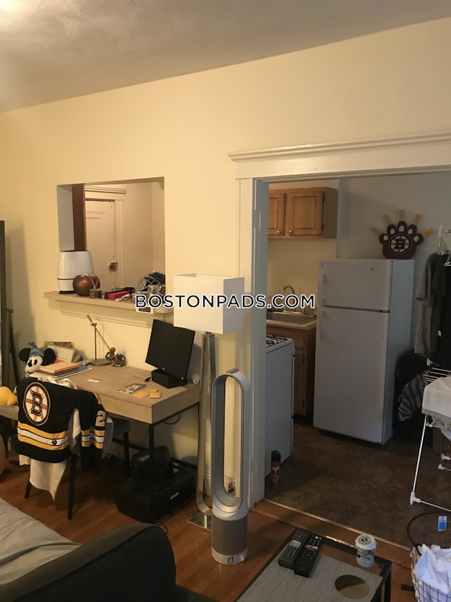 Boston - $1,850 /mo