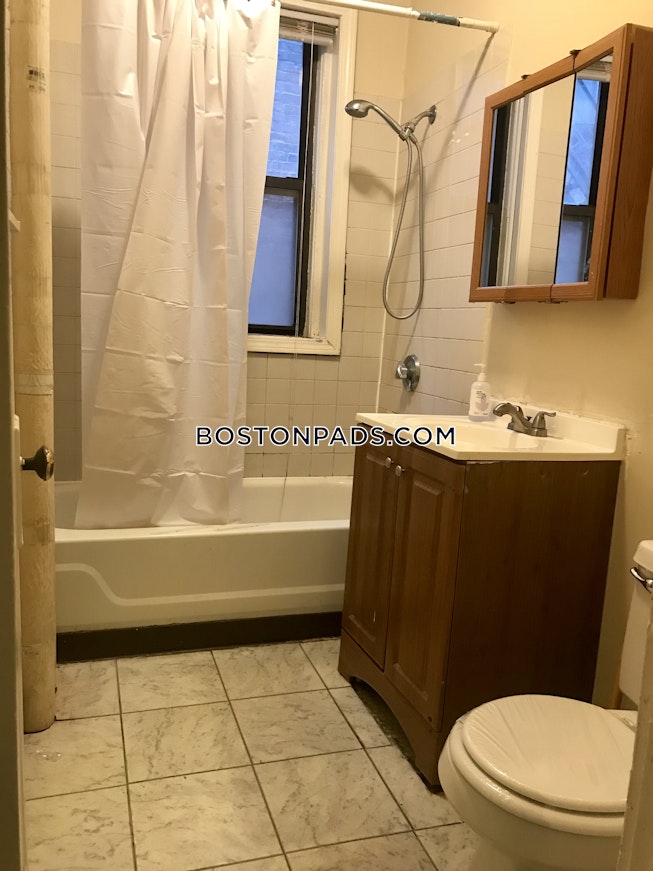 Boston - $2,550 /mo