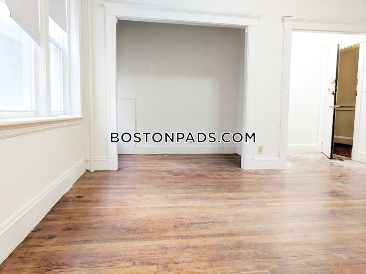 fenwaykenmore-apartment-for-rent-studio-1-bath-boston-2425-4618056 