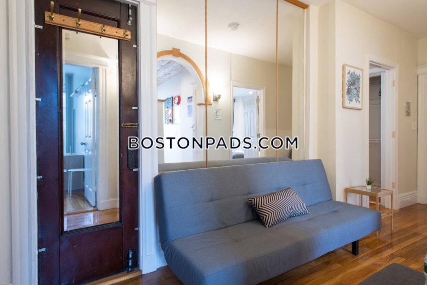 Boston - $3,300 /month