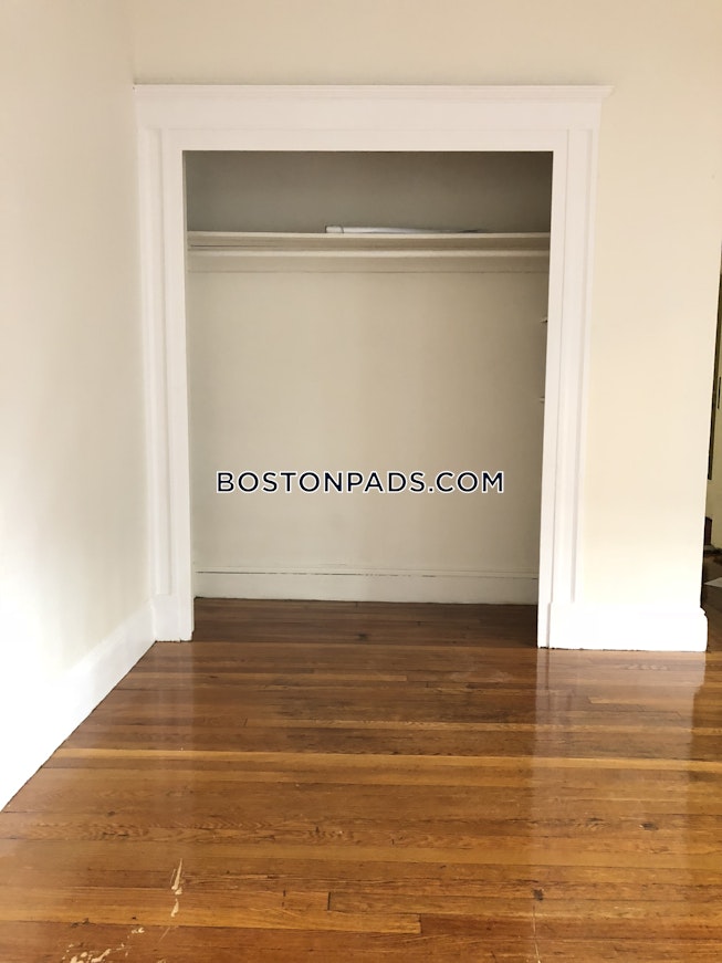 Boston - $1,895 /mo