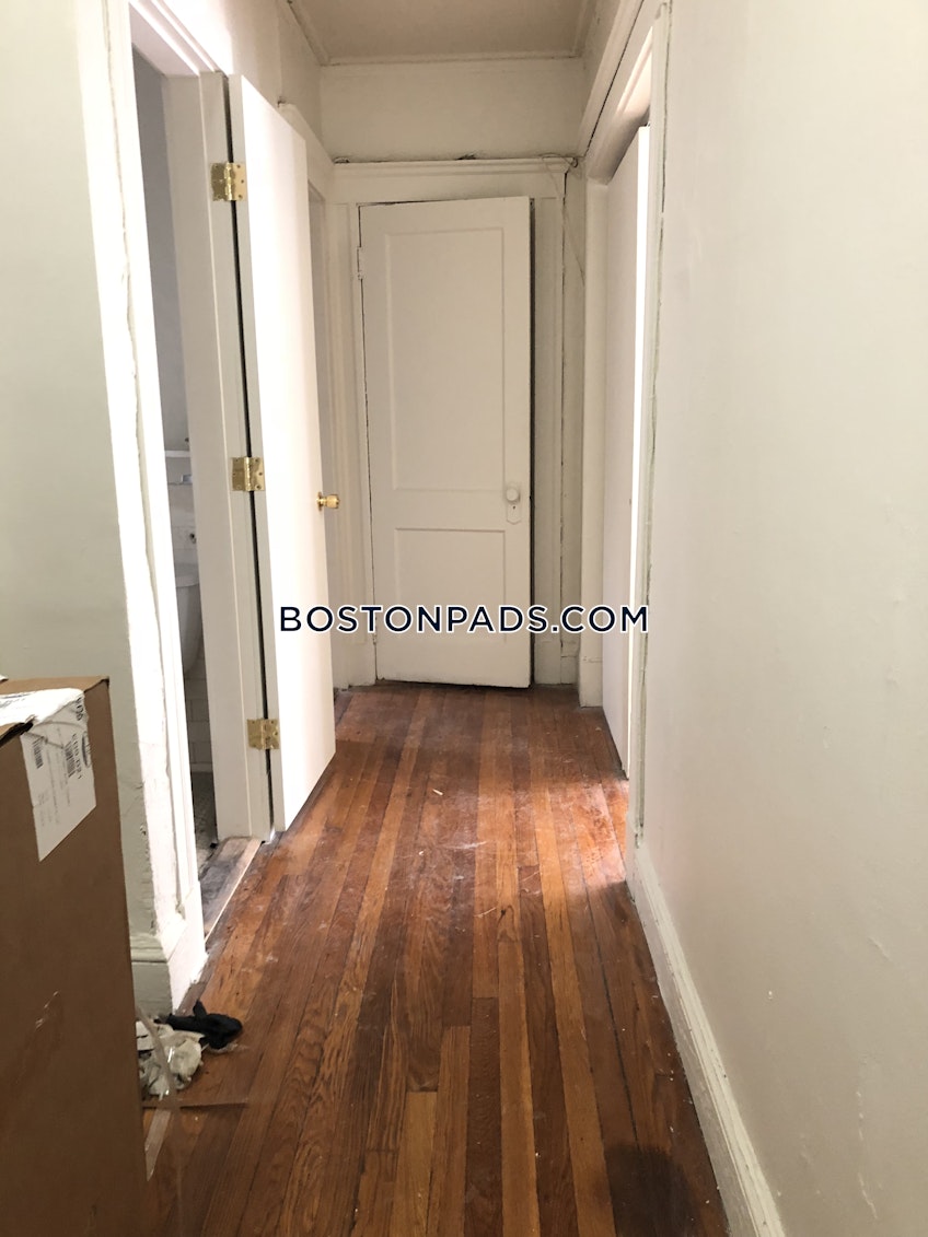 Boston - $2,185 /month