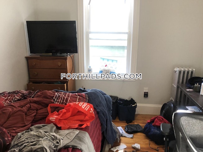 Boston - $3,400 /mo