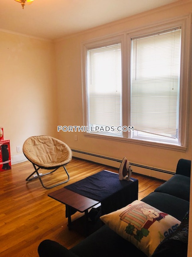 Boston - $2,750 /mo