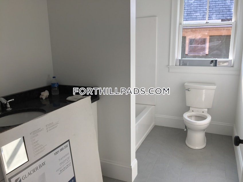 Boston - $3,000 /month