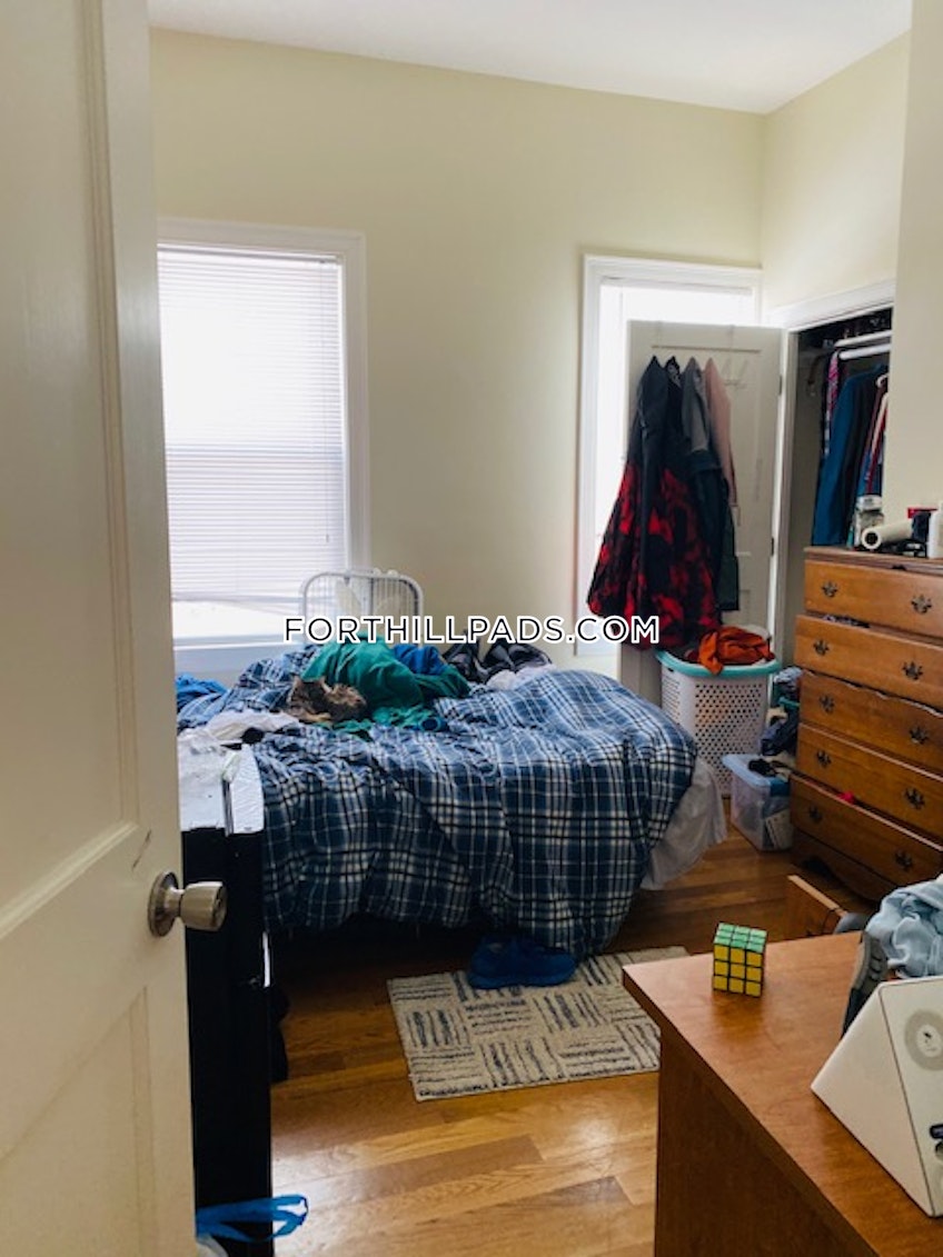 Boston - $4,000 /month