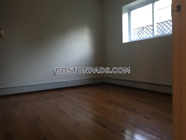 Boston - $1,800 /mo