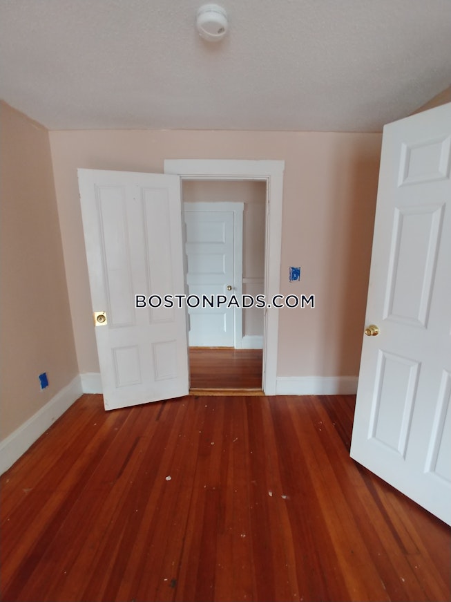 Boston - $3,200 /mo