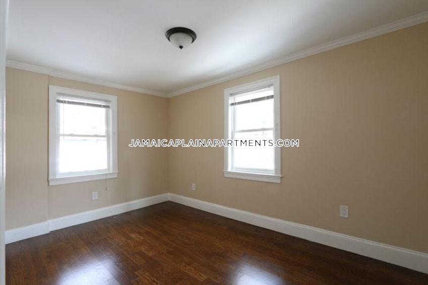 Boston - $2,970 /month