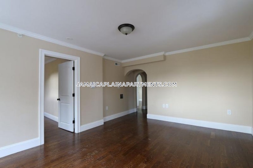 Boston - $2,970 /month