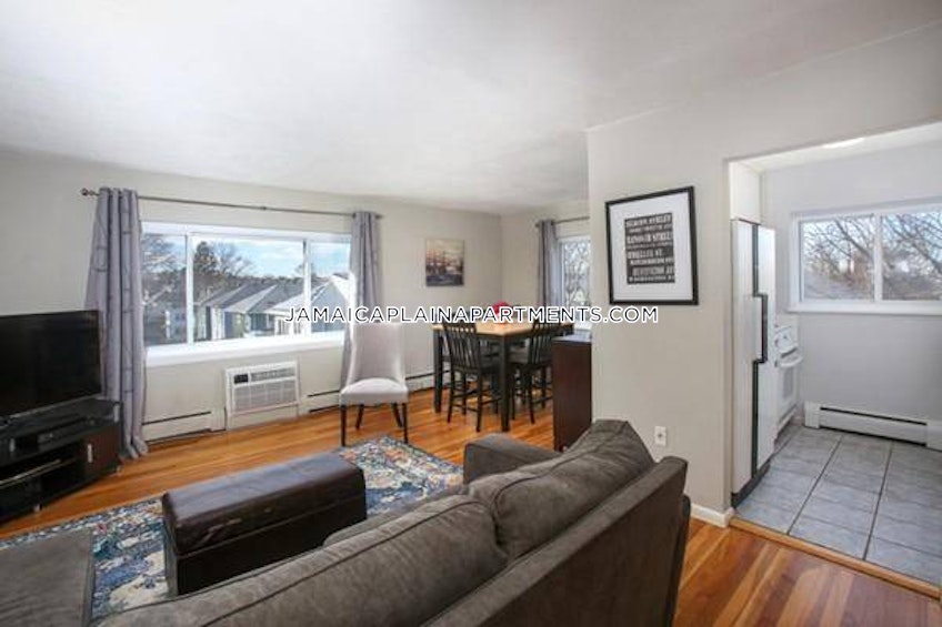 Boston - $2,400 /month