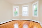 Boston - $2,700 /month