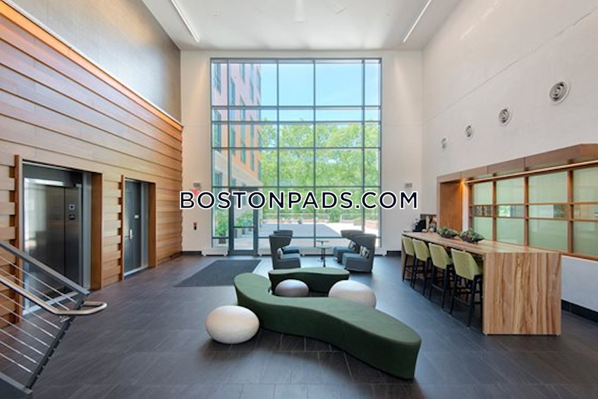 Boston - $5,245 /month