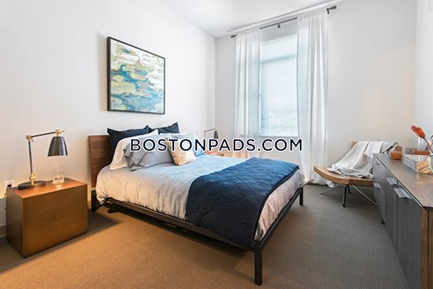 Boston - $5,325 /month
