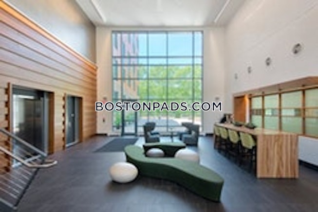 Boston - $4,345 /mo