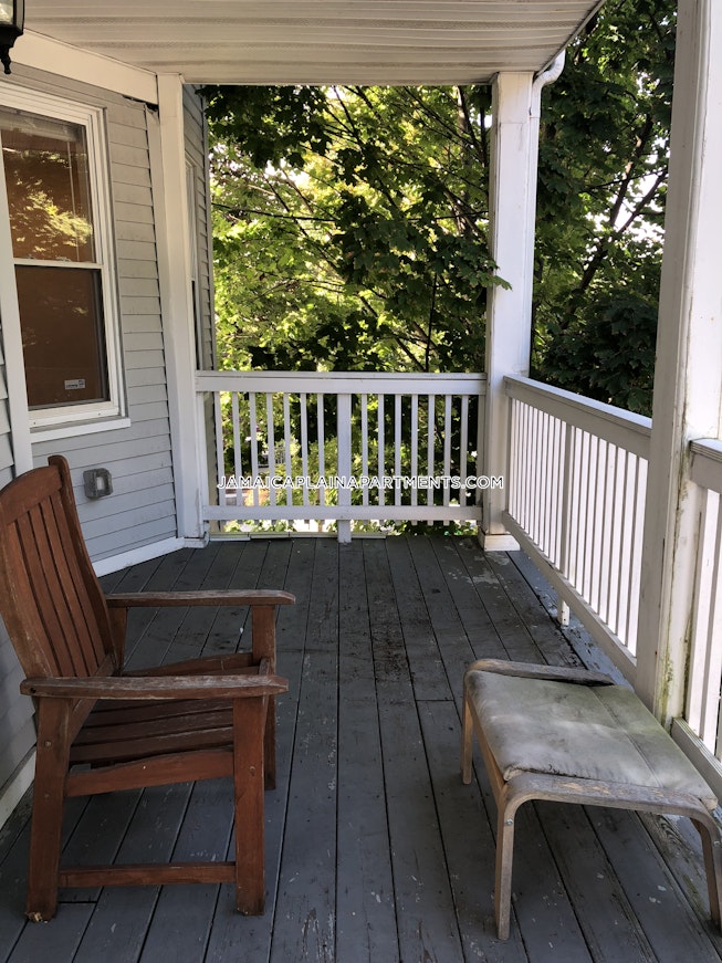 Boston - $3,895 /mo