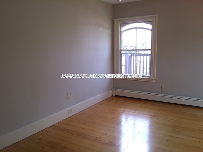 Boston - $2,490 /mo