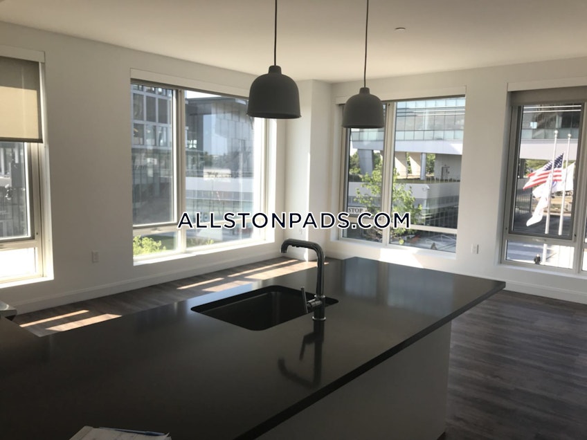 Boston - $4,648 /month