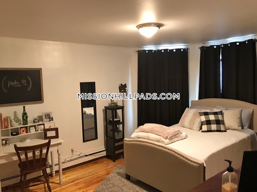 Roxbury Crossing - $4,600 /month