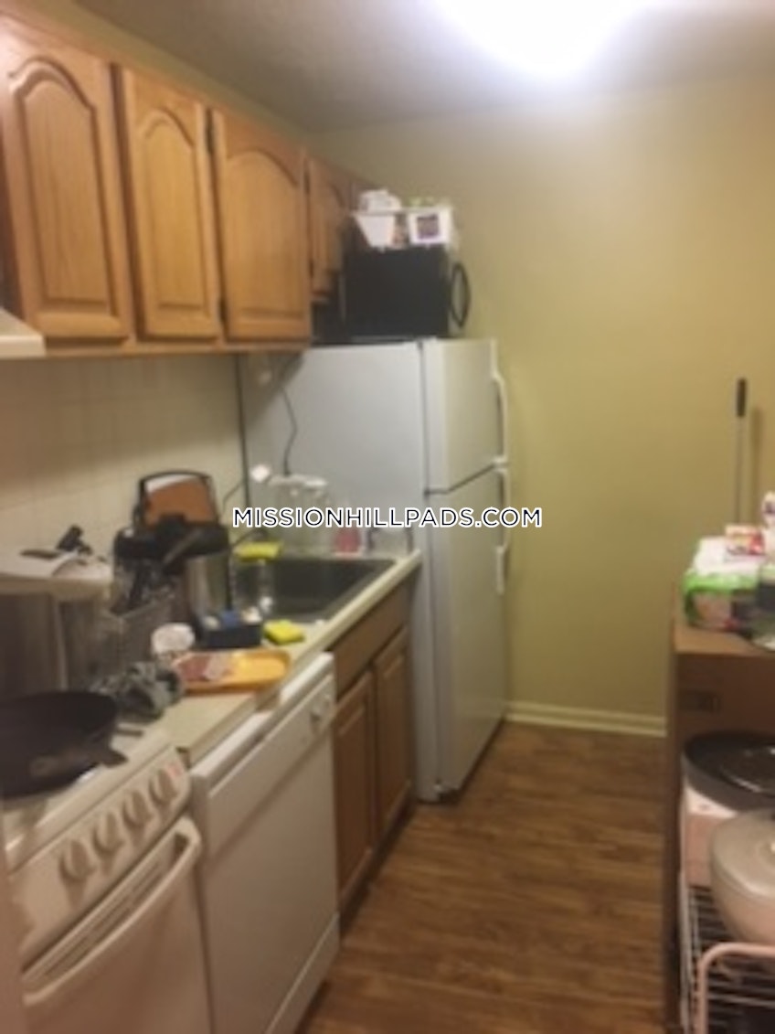 Boston - $1,950 /month