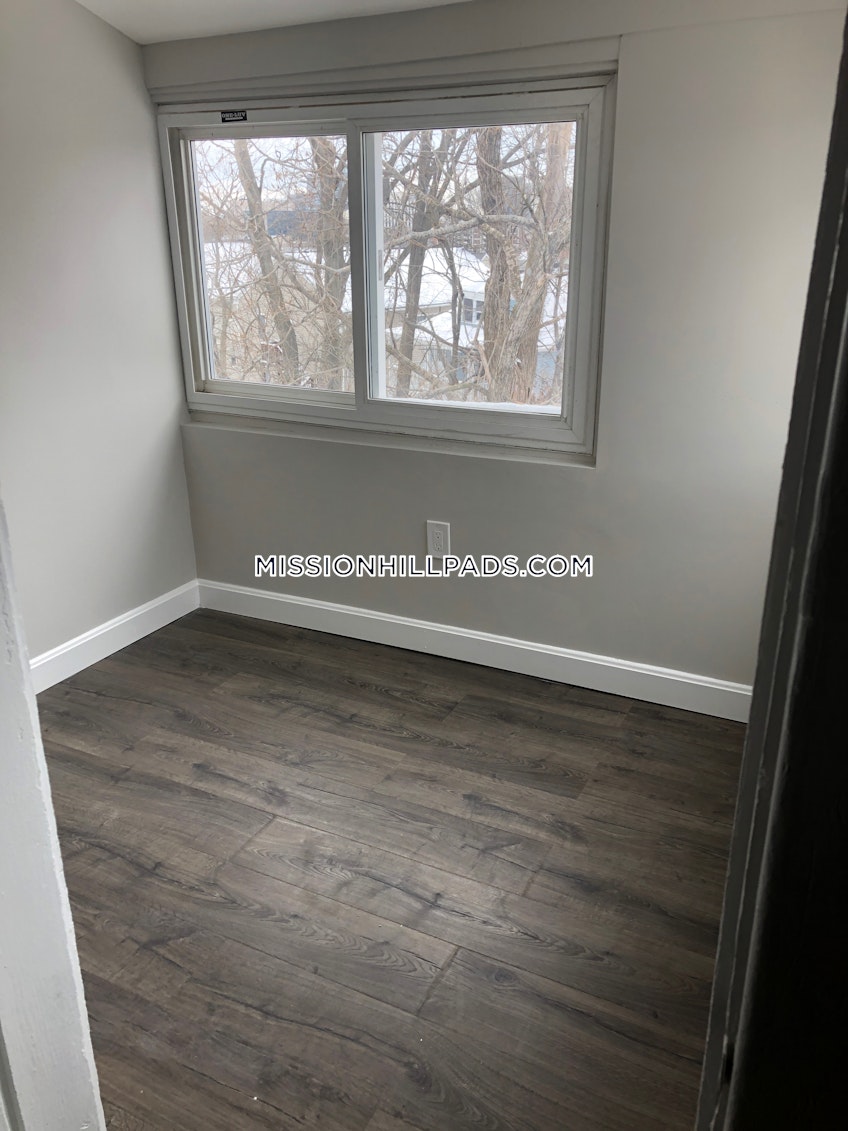 Roxbury Crossing - $4,000 /month