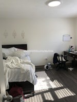 Boston - $3,275 /month