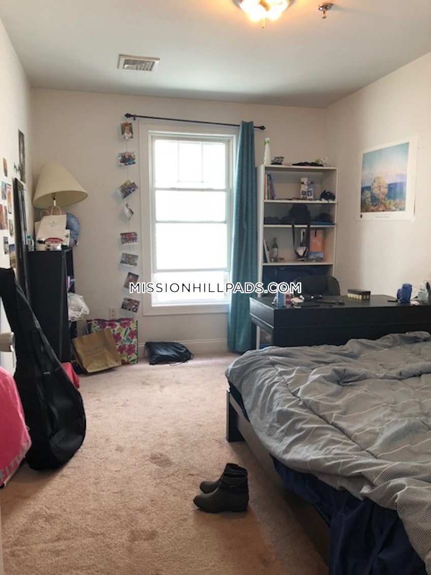 Boston - $3,650 /month