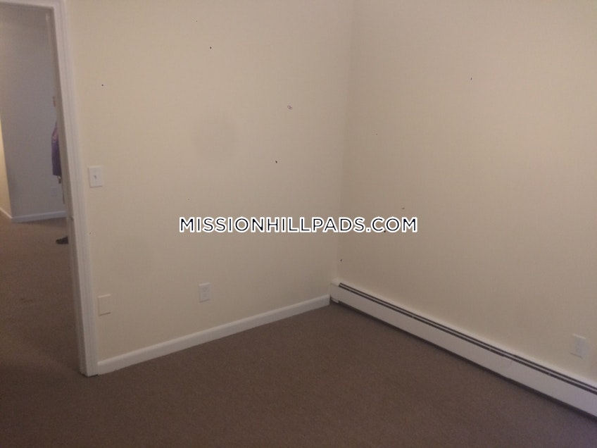 Boston - $1,650 /month