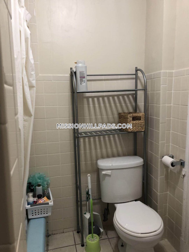 Roxbury Crossing - $3,000 /mo