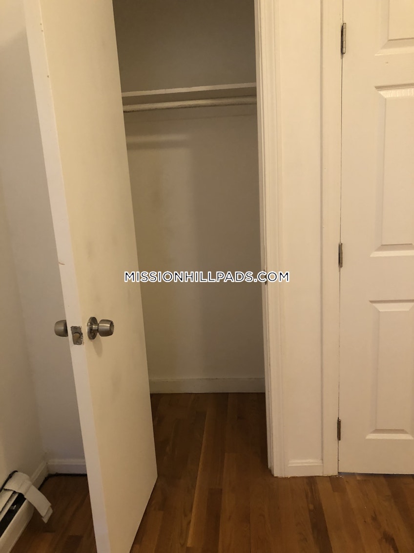 Boston - $1,650 /month