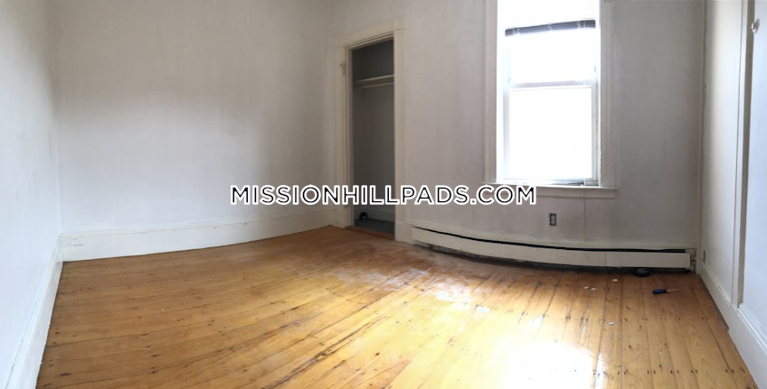 Boston - $4,000 /month