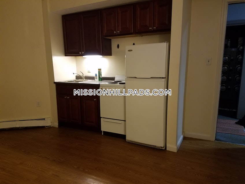 Boston - $1,450 /month