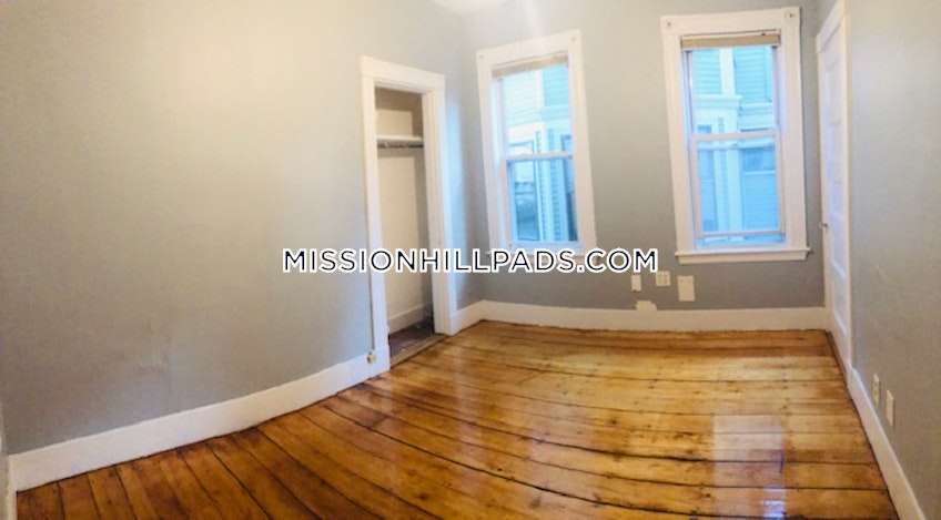 Boston - $3,800 /month