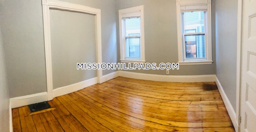 Boston - $3,800 /month