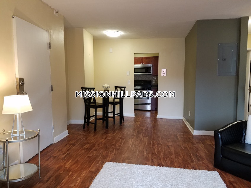 Boston - $2,750 /month