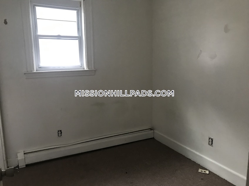 Boston - $3,400 /month