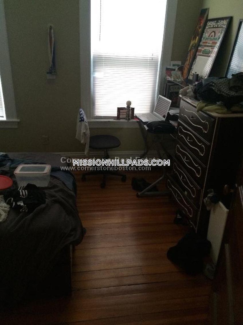 Boston - $3,800 /month